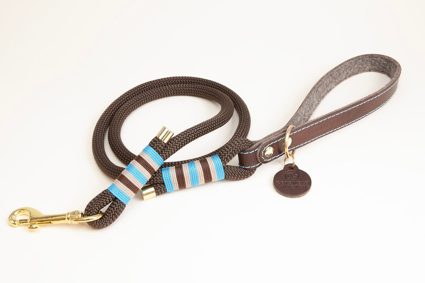 Chocolate & Cornflower rope dog lead with leather and felt handle, flat lay showing full length with solid brass clip, handmade by Cotswold Hipster
