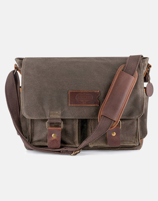 The Churchill Waxed Canvas Backpack – Cotswold Hipster