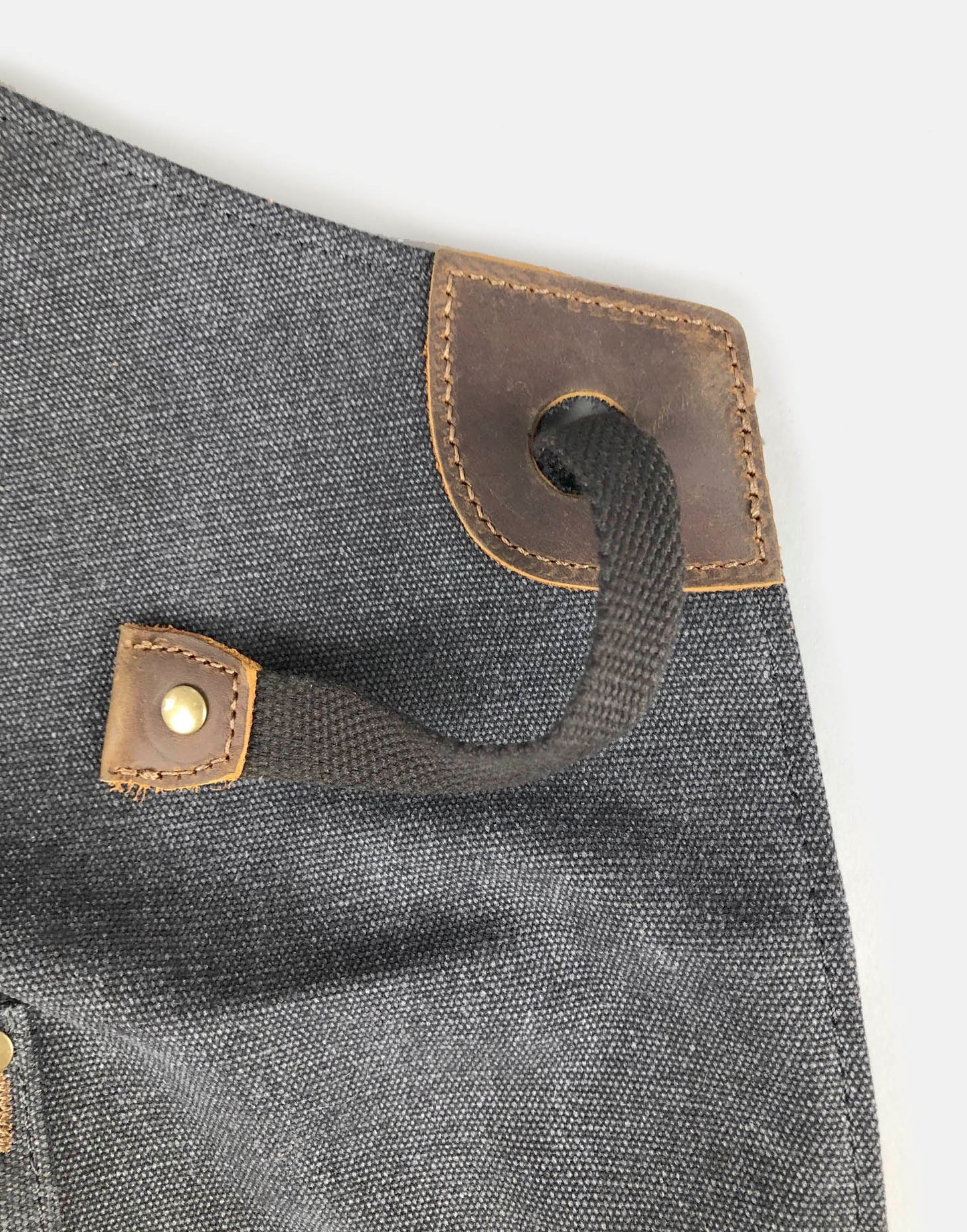 Heavy duty cotton canvas with leather trim apron by Cotswold Hipster The Kingham Apron