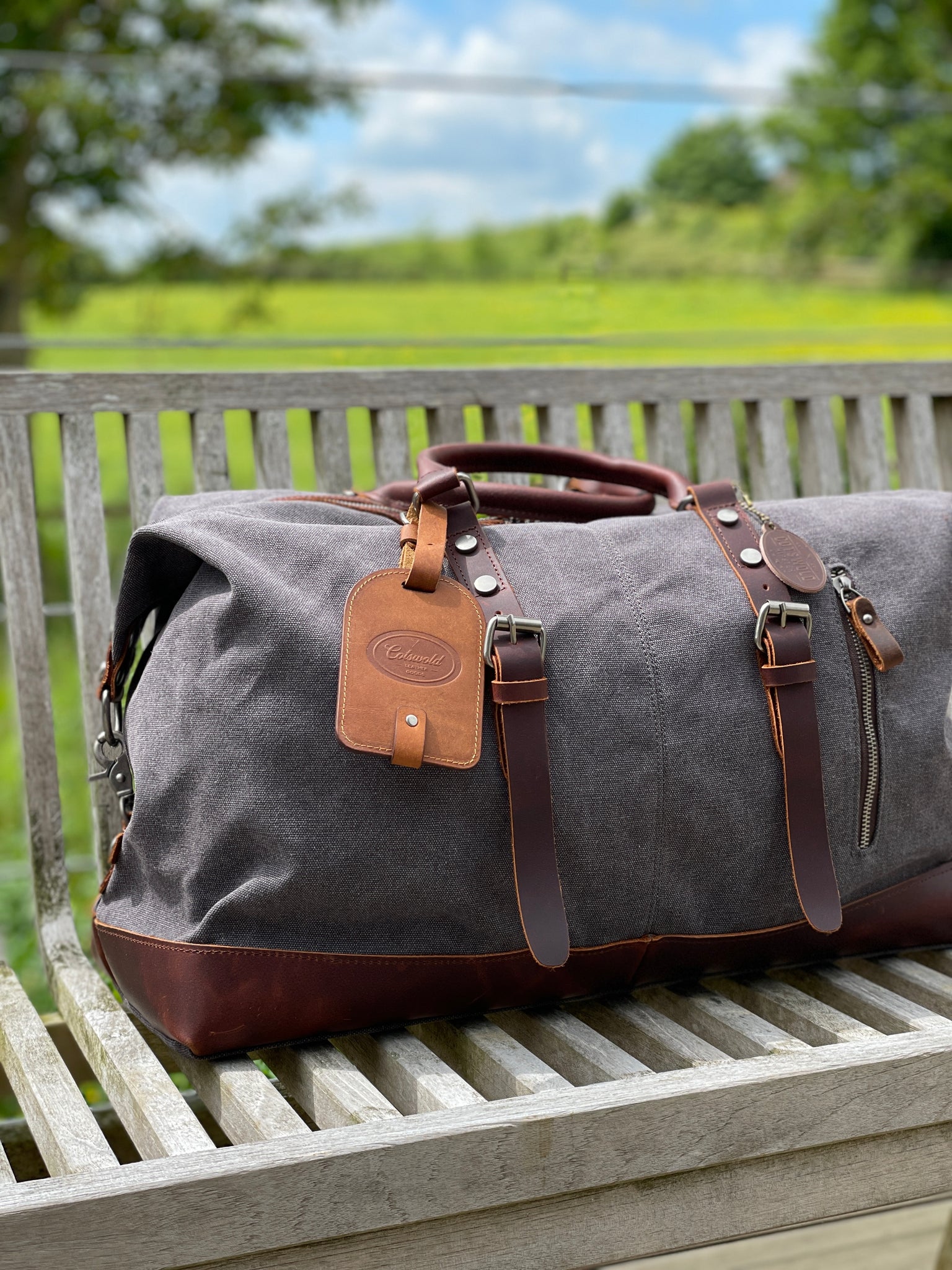 The Burford Canvas and Leather Hold-All, Travel Bag, Duffle Bag – Cotswold  Hipster