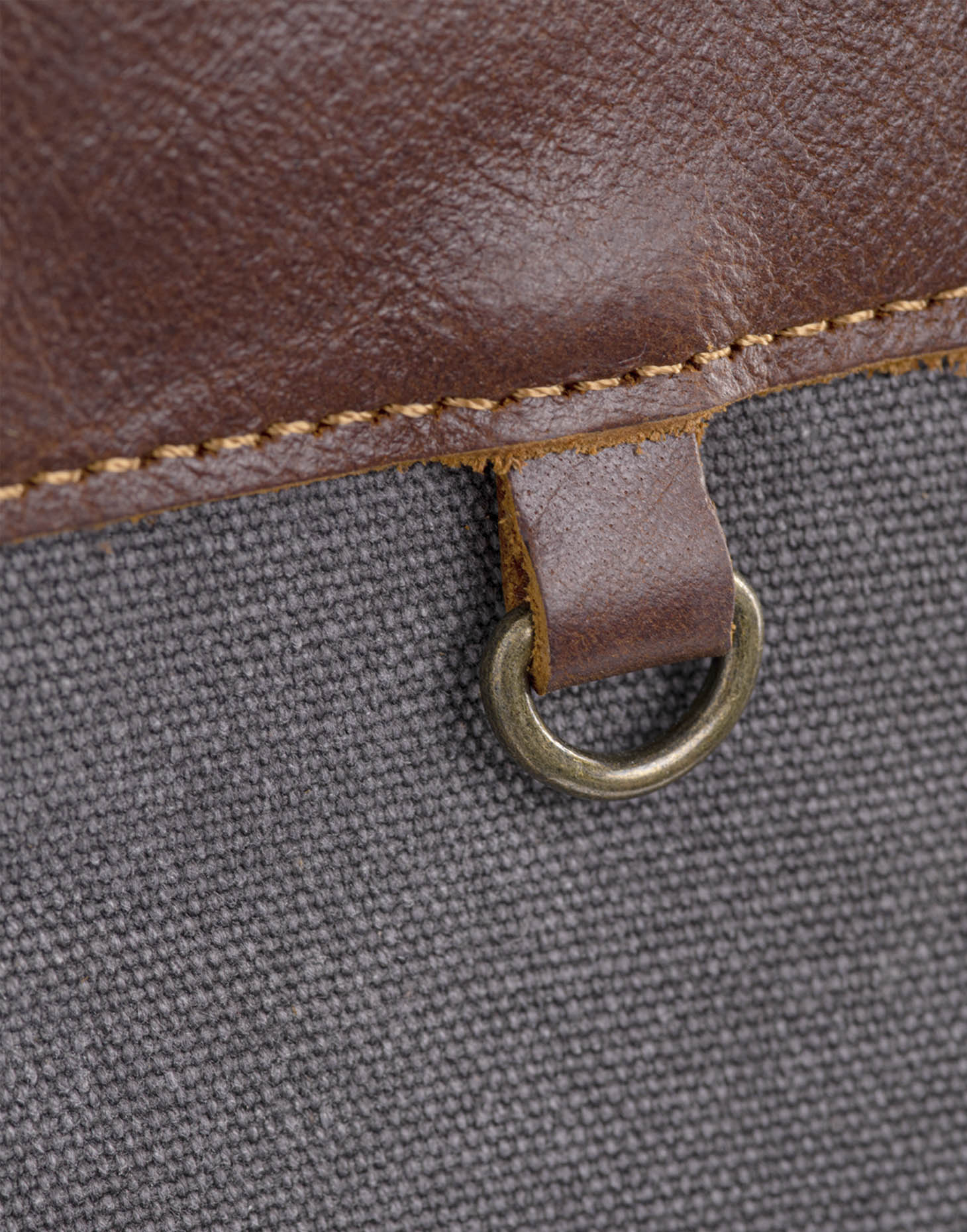 Heavy grade cotton canvas and leather apron by Cotswold Hipster The Upton